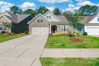 571 Rustlewood Way, Rock Hill, SC 29732