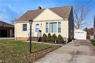 2810 Grantwood Dr, Cleveland, OH 44134