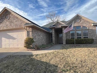 8 NE 48th Place, Lawton, OK 73507