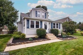 1842 Willow Ave, Bristol, PA 19007