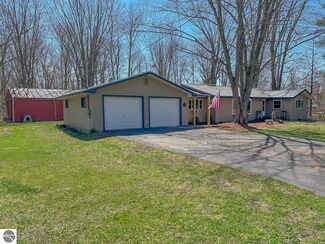 4121 W Shaffer Rd, Coleman, MI 48618