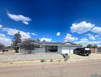 1607 S Cliff Dr, Gallup, NM 87301
