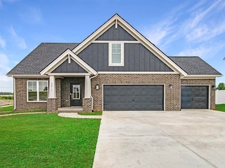 9911 Creamery Ln, Bowling Green, KY 42101