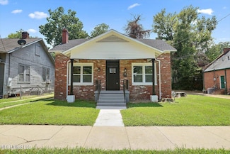 1204 Jackson St, Vicksburg, MS 39183