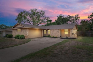 1124 Pembrook Dr, Waco, TX 76710