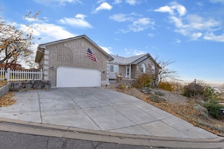 638 Scenic Hills Dr, North Salt Lake, UT 84054