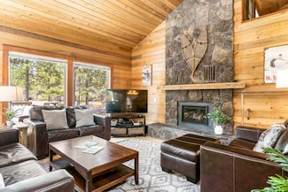 57379 Lowland Ln Unit 1, Sunriver, OR 97707