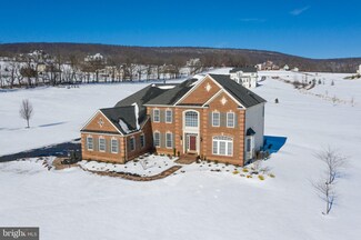 35500 Sunny Ridge Rd, Round Hill, VA 20141
