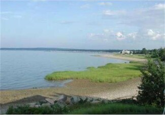 60 Robbins Rd Unit 26, Plymouth, MA 02360