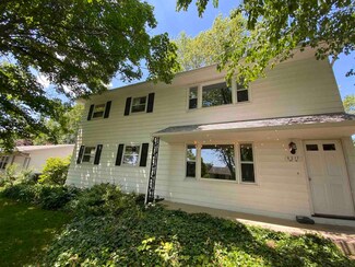 8217 Park State Dr, Fort Wayne, IN 46815