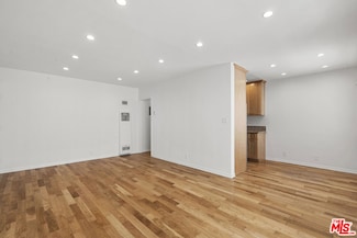 923 N San Vicente Blvd Unit 7, West Hollywood, CA 90069