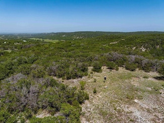300 Moorhead Rd Unit 14, Center Point, TX 78010
