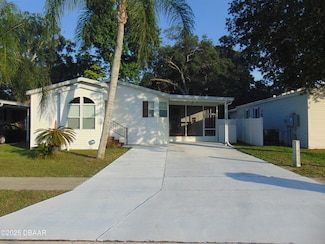 1109 Yaupon St, Daytona Beach, FL 32117