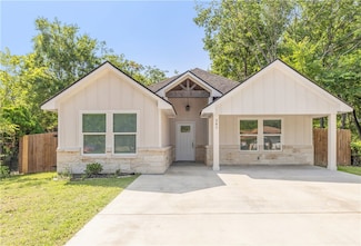301 S Hutchins St, Bryan, TX 77803