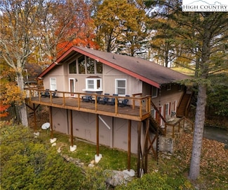 501 Saint Andrews Rd, Beech Mountain, NC 28604