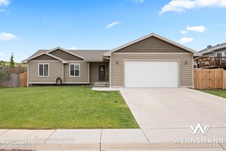 1502 Melissa Ct, Gillette, WY 82718