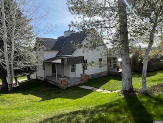 1348 Center St, Evanston, WY 82930