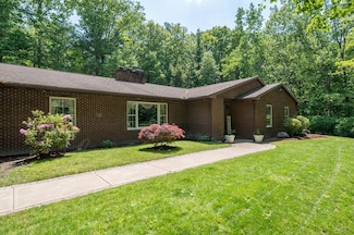 105 Laurel Ln, Sayre, PA 18840