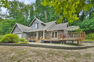 4451 NE Johnston Rd, Poulsbo, WA 98370