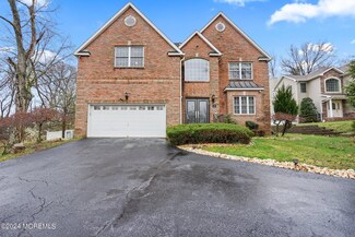 19 Pension Hill Rd, Manalapan, NJ 07726