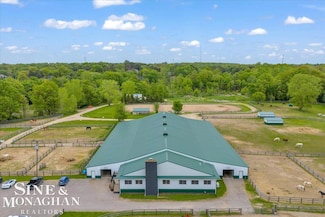 270 N Rochester Rd, Leonard, MI 48367