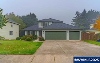 348 S 30th St, Philomath, OR 97370