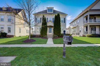 25029 Owl Creek Dr, Stone Ridge, VA 20105