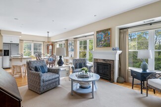 75 Clearwater Dr Unit 2, Falmouth, ME 04105