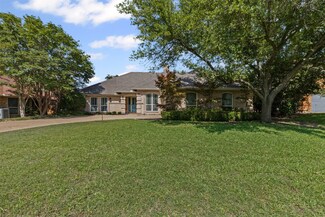 7009 Brookvale Rd, Fort Worth, TX 76132