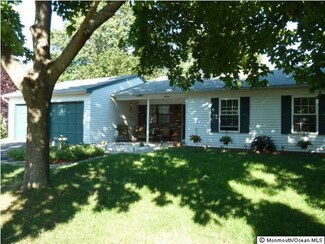 20 Winsted Dr, Howell, NJ 07731