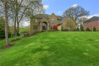 200 Longbow Ln, Mars, PA 16046