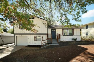 10708 College Ave, Kansas City, MO 64137
