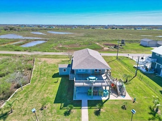 1610 County Road 206, Bay City, TX 77414