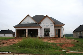 81 Charleston St, Dyersburg, TN 38024