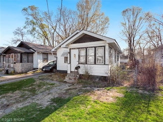1353 E 15th St, Des Moines, IA 50316