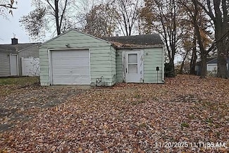 1715 Altgeld St, South Bend, IN 46614