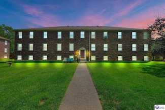 1008 Lake Way Unit D12, Louisville, KY 40222