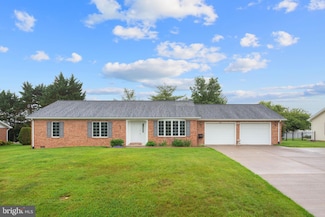 237 Clicks Ln, New Market, VA 22844