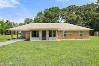869 B Parks Rd, Pickens, MS 39146