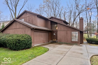 10592 E Lakeshore Dr, Carmel, IN 46033