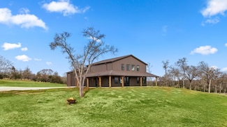 2714 Farm To Market 977, Leona, TX 75850