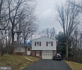 13392 South Ave, Blue Ridge Summit, PA 17214
