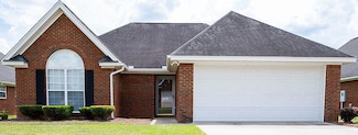 237 Orangepark Dr, Orangeburg, SC 29115