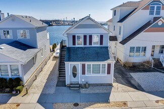 207 N St, Seaside Park, NJ 08752