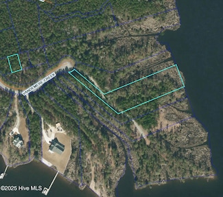 1024 Vandemere Creek Dr, Vandemere, NC 28587