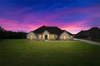 3217 S Bay Breeze Ln, Fort Worth, TX 76179