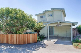 419 Hillcrest Dr, Aptos, CA 95003