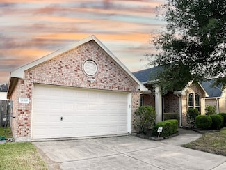 19319 Morning News Ln, Richmond, TX 77407