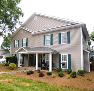 149 Pinewood Ln Unit 104, Advance, NC 27006
