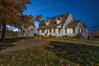 10920 Mount Eden Rd, Waddy, KY 40076